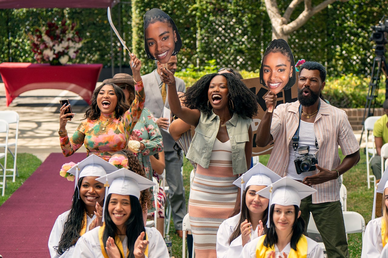 (L-R) Keisha's cousin, Brittany (Adriyan Rae), mom, Shelly (Xosha Roquemore), and dad, Quincy (Will Catlett), supporting her at her high school graduation.