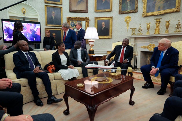 ホワイトハウスでの会談で映像を流す様子（2025年5月21日）