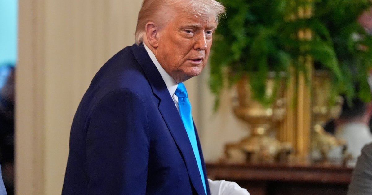 https://img.huffingtonpost.com/asset/682f3c071500002c00cba7be.jpeg?ops=1200_630