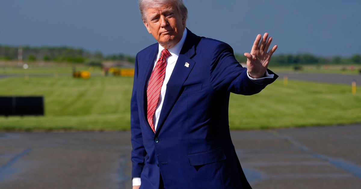 https://img.huffingtonpost.com/asset/6830f4c91b00007c009acedd.jpeg?cache=fRtrqhBAtU&ops=1200_630