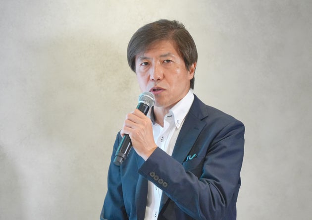 「選挙と気候変動に関する世論調査」についての会見で話す江守教授