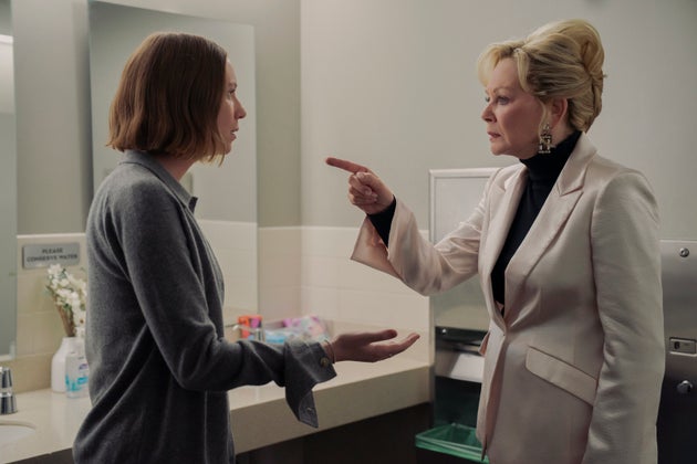Hannah Einbinder and Jean Smart in Hacks