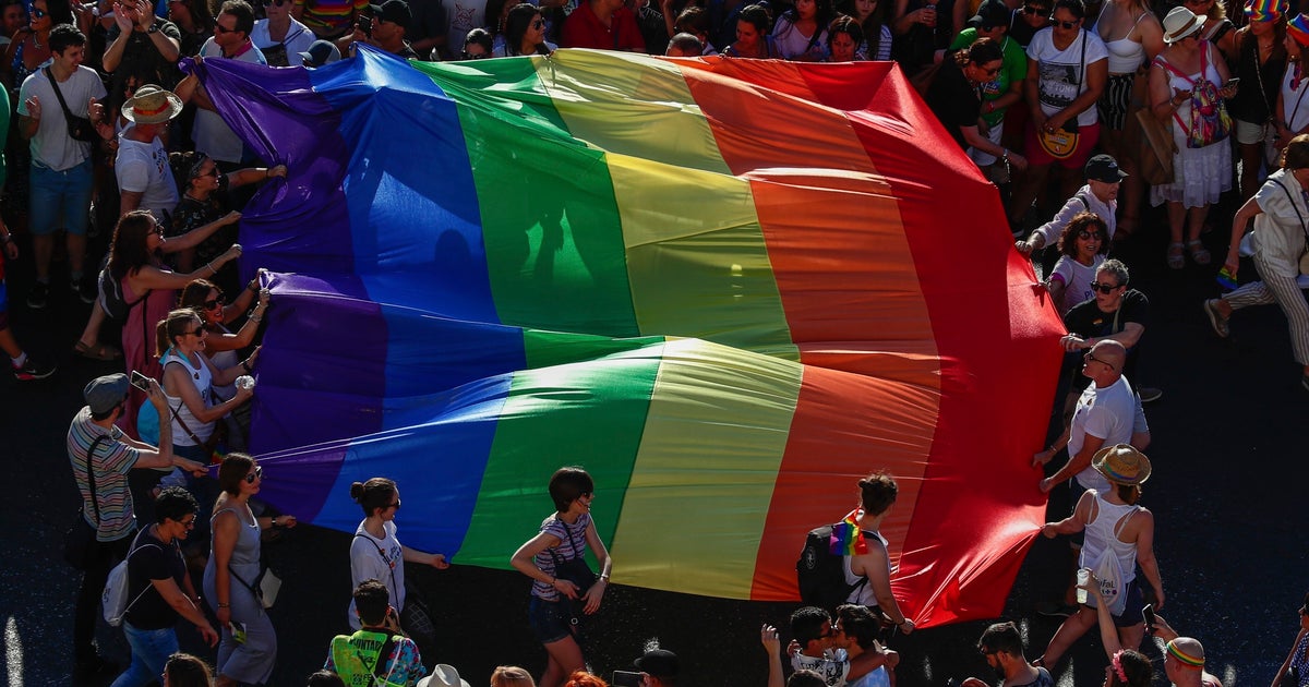 New England Patriots Prompt Right-Wing Freak-Out With Pride Post