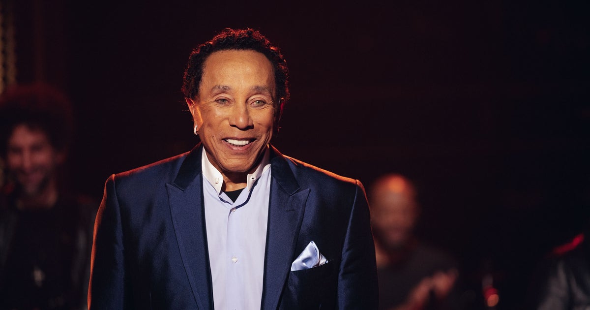 Smokey Robinson Files $500M Defamation Countersuit Amid Sexual Assault Investigation