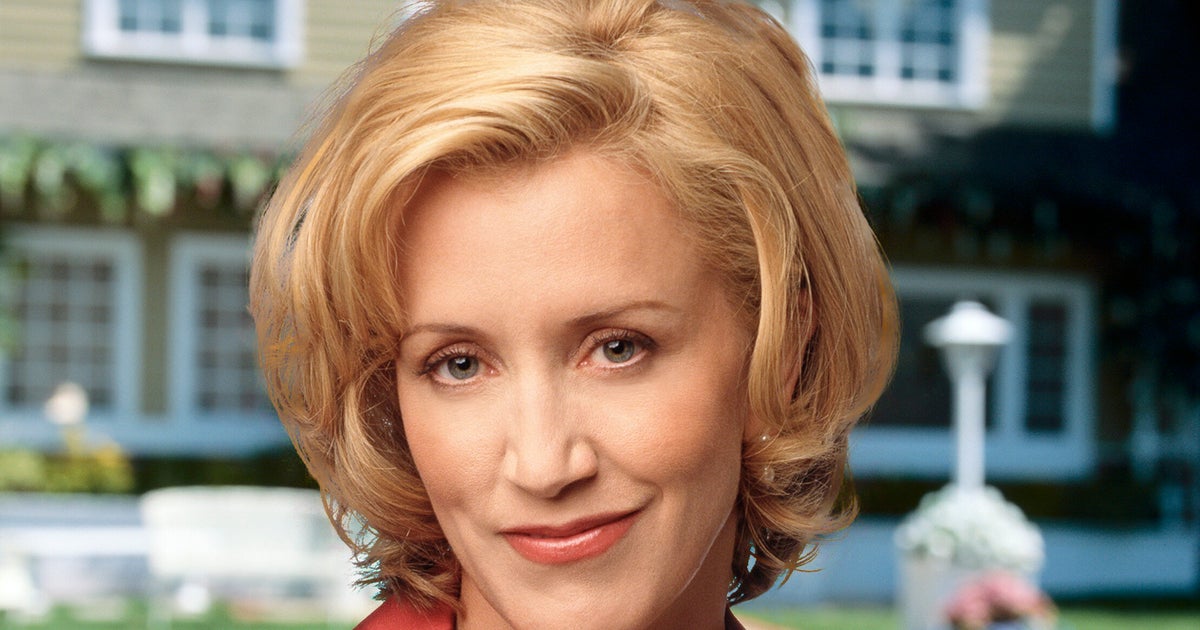 Felicity Huffman Shares Her Thoughts On 'Desperate Housewives' Reboot