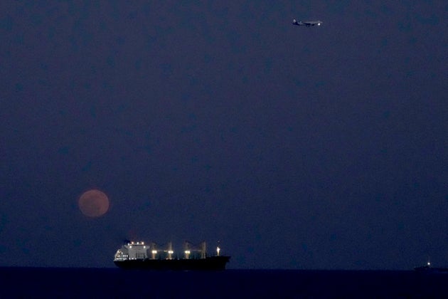 Πλοίο στα ανοιχτά της Λάρνακας (φωτογραφία αρχείου) (AP Photo/Petros Karadjias)