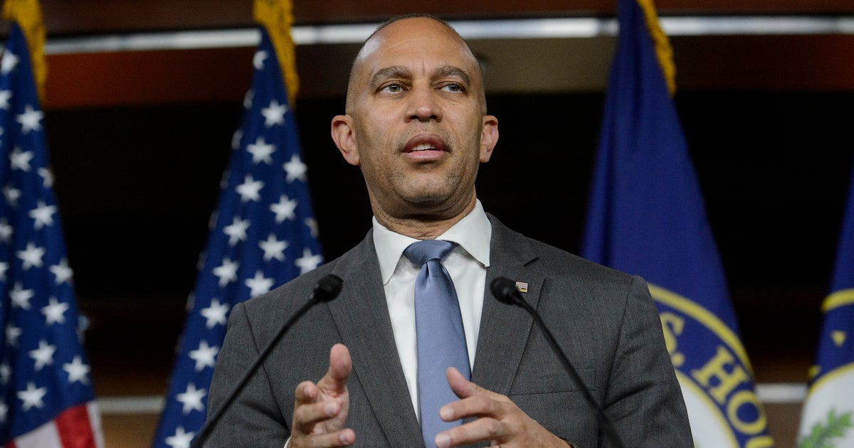 Hakeem Jeffries Slams ‘Wannabe King’ Trump As His GOP Cronies Try To Ram Through Budget Bill