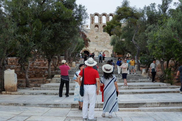 Τουρίστες, θεατές και περαστικοί στο Ωδείο Ηρώδου του Αττικού (25 Μαϊου 2025)