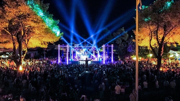 Συναυλία της Άλκηστις Πρωτοψάλτη στην Πέυκη, Εύβοια, Ιούλιος 2023.