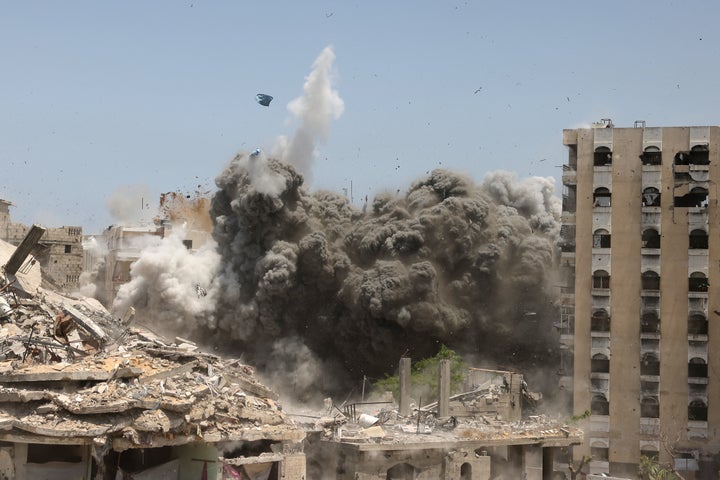 Israeli Forces Kill At Least 27 Folks On Their Manner To Help Website In Gaza 2 Smoke and debris rise from an Israeli strike on a house west of Jabalia, in the northern Gaza Strip, on June 1, 2025.