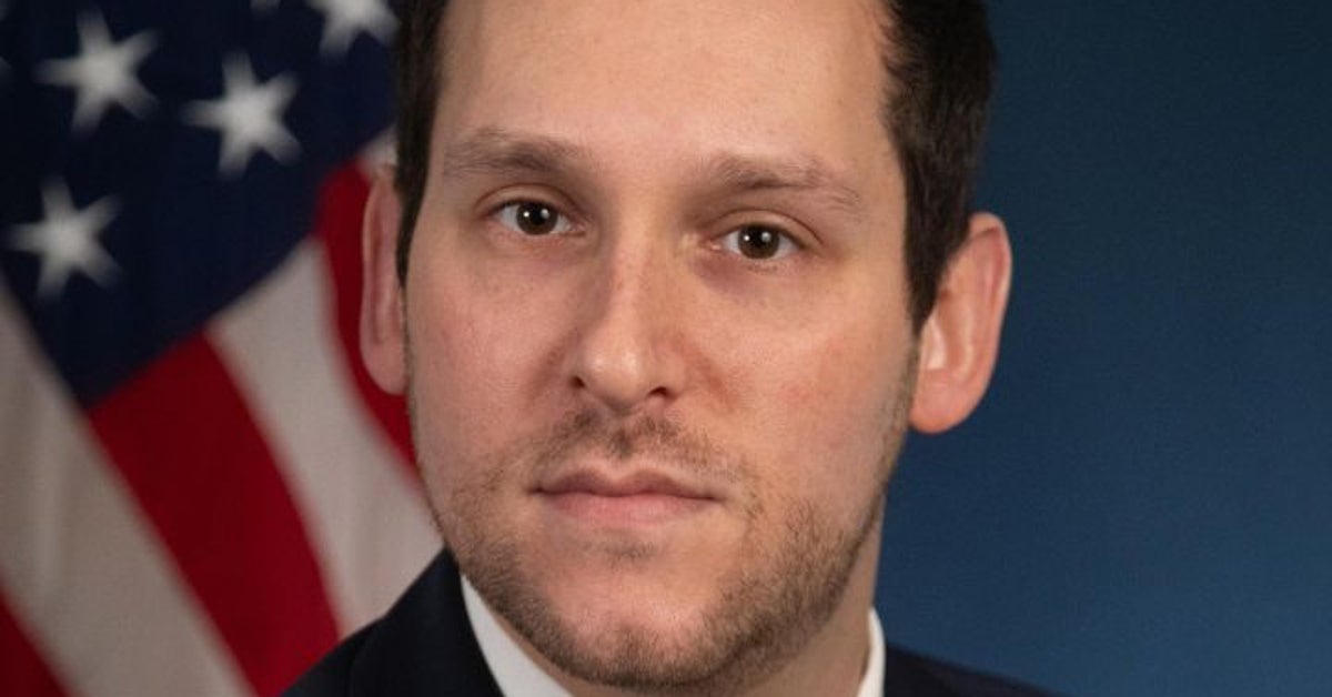 https://img.huffingtonpost.com/asset/683f23b41a00000303d611b1.jpg?cache=VW3DKesRrf&ops=1200_630