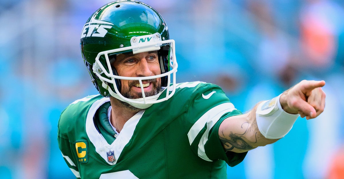 Aaron Rodgers Agrees To 1-Year Deal With New Team