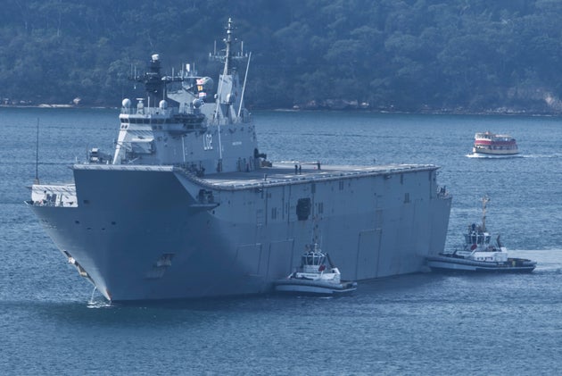 Το HMAS Canberra (AP Photo/Jon Gambrell)