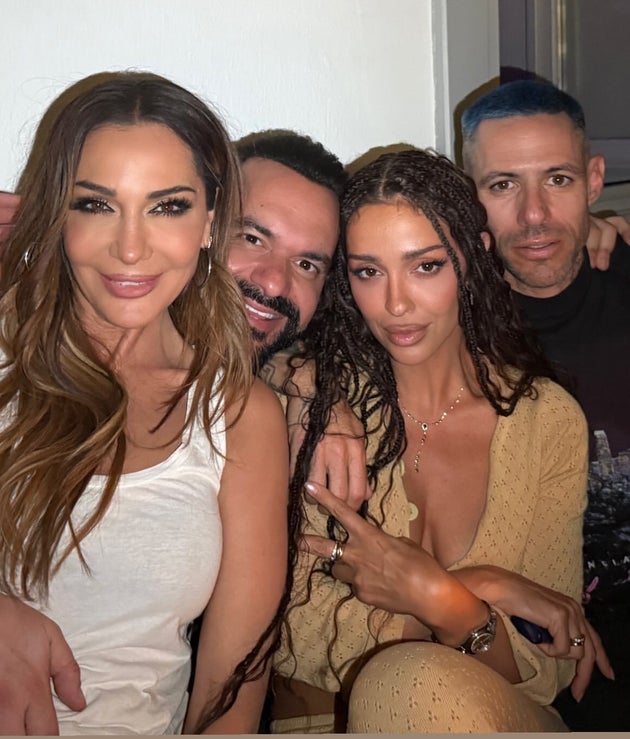 Η Δέσποινα Βανδή, ο Γιώργος Αρσενάκος, η Ελένη Φουρέιρα και Πάρης Λάτσης.