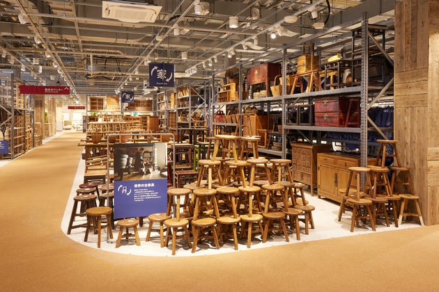 古家具のコーナー