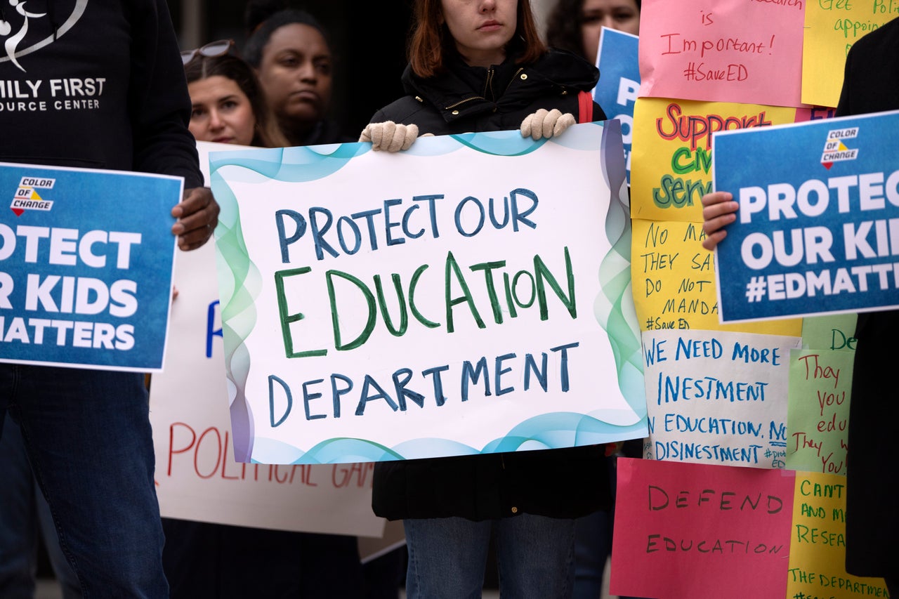 Trump Is On Observe To Make This Racist Downside Even Worse 2 Protesters demonstrate at the headquarters of the Department of Education to support public schools.