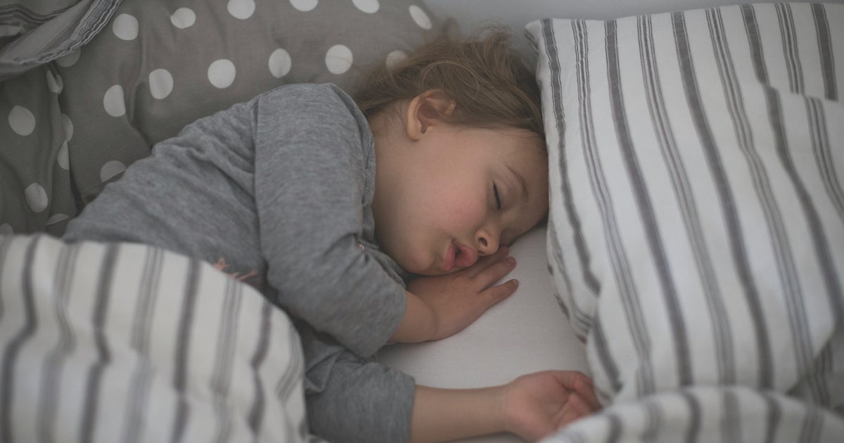Tooth Fairy Inflation? Parents Left Reeling Over £37 Payout For A Single ...