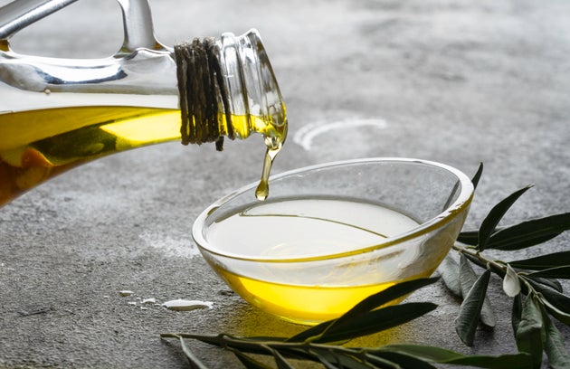 Ελαιόλαδο προστατεύει την καρδιά και μειώνει την κακή χοληστερόλη 