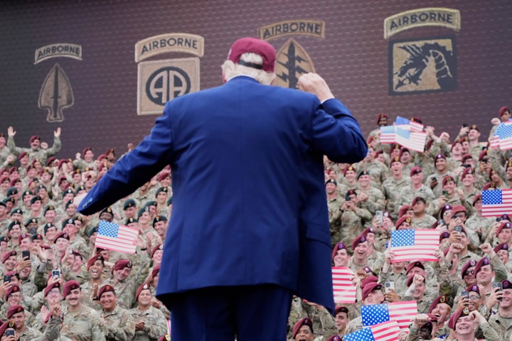 Trump Screened Troops Standing Behind Him At Fort Bragg For Seems to be, Beliefs: Report Trump Screened Troops Standing Behind Him At Fort Bragg For Seems to be, Beliefs: Report