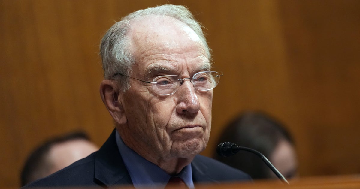 GOP Provision That Makes Trump A King Breaks Senate Rules, Says Parliamentarian