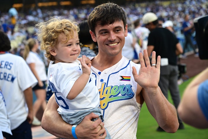 Tom Daley Says Reliving 'Concern' Of His Closeted Previous In New Documentary ‘Felt Like Therapy’ - The Boston Courier 2 “If I could be half the dad my dad was to me, I feel like my life would be complete,” said Daley, seen here with his 1-year-old son, Phoenix.