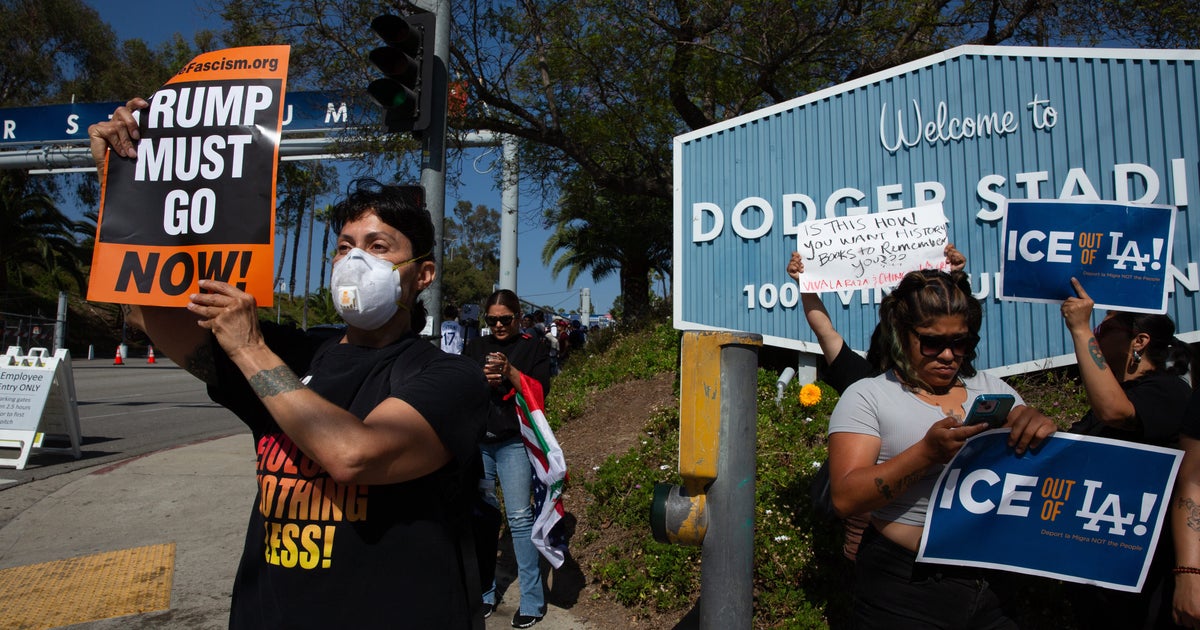Dodgers Announce $1 Million Donation To Aid Families Of Immigrants ...