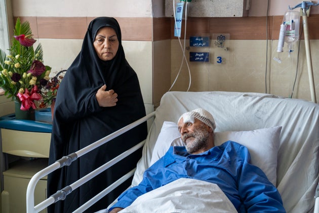 65χρονος που εργαζόταν ως φύλακας σε εταιρεία στην Τεχεράνη τραυματίστηκε κατά την διάρκεια ισραηλινών βομβαρδισμών και νοσηλεύεται στο Ιμάμ Χουσεϊν 