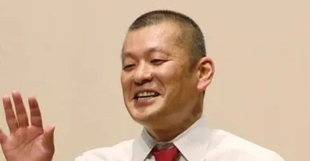 U字工事・益子、千葉・銚子電鉄の“猫駅長”と念願の対面⇨「出勤は月3回」レアな姿に「かわいい」の声