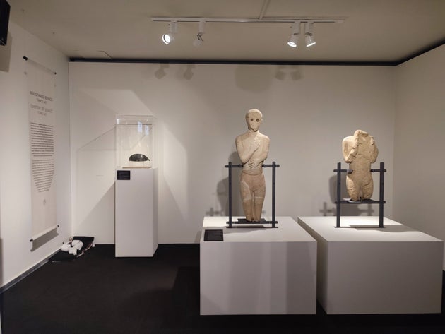 Άποψη της έκθεσης «Αρχαϊκές Ελίτ: Πολεμιστές και Πριγκίπισσες»