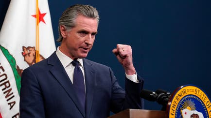 Joe Biden Casually Drops Bombshell About Who's Still Seeking His Advice | HuffPost Latest News