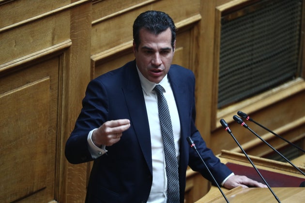 Ο Θάνος Πλεύρης νέος Υπουργός Μετανάστευσης και Ασύλου