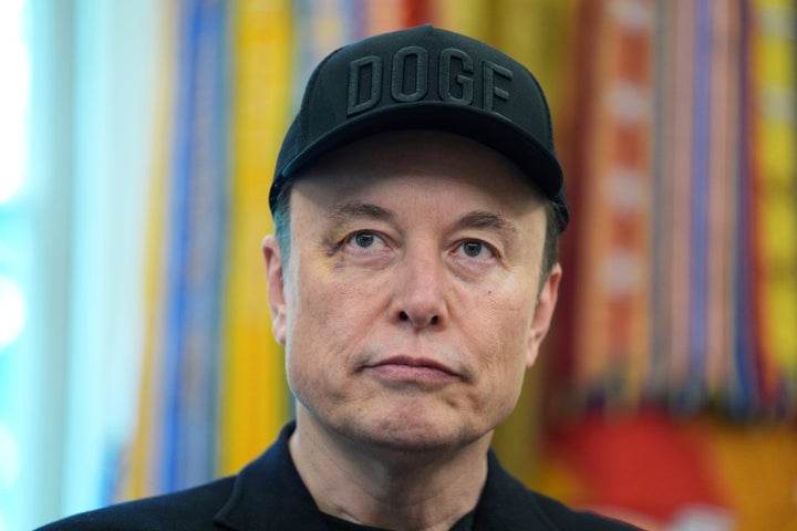 Elon Musk participa de uma entrevista coletiva com o presidente Donald Trump no escritório oval da Casa Branca, sexta -feira, 30 de maio de 2025, em Washington. (AP Photo/Evan Vucci)