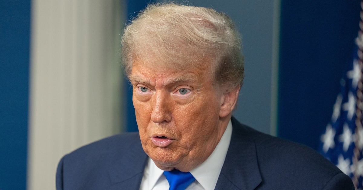 Trump Goes Full Karen, Demands AT&T 'Boss' Do Tech Support For Him