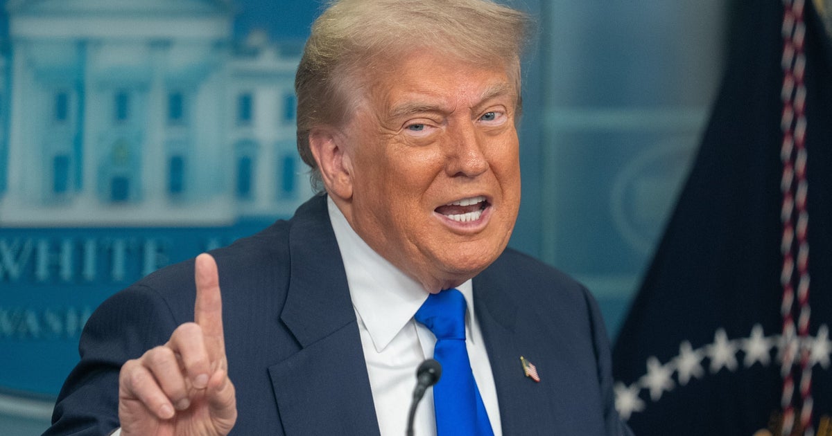 'Signs Of Broken Brains': Trump's Latest Sharpie Scrawl Has People Howling