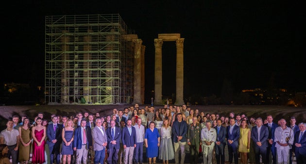 Στιγμιότυπο από την εκδήλωση της απονομής υποτροφιών της Ένωσης Ελλήνων Εφοπλιστών, για το ακαδημαϊκό έτος 2025-2026, στο πλαίσιο του προγράμματός της «ΣΥΝ- ΕΝΩΣΙΣ ΓΙΑ ΤΗΝ ΠΑΙΔΕΙΑ +100 ΥΠΟΤΡΟΦΙΕΣ», την Τρίτη 1 Ιουλίου 2025, στο Ολυμπιείο.