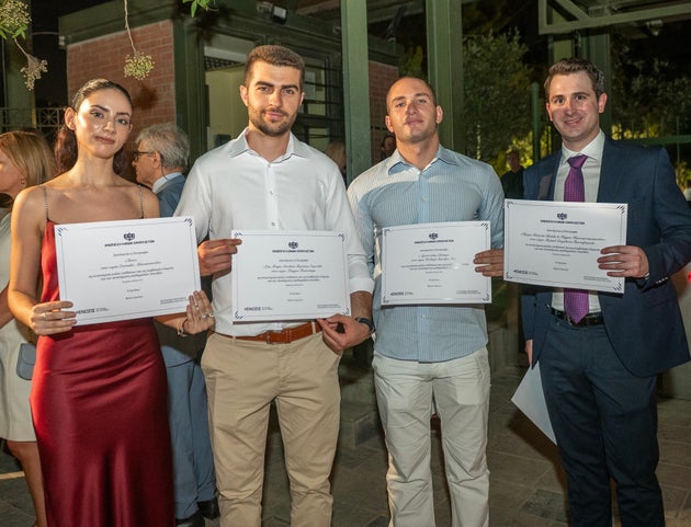 Στιγμιότυπο από την εκδήλωση της απονομής υποτροφιών της Ένωσης Ελλήνων Εφοπλιστών, για το ακαδημαϊκό έτος 2025-2026, στο πλαίσιο του προγράμματός της «ΣΥΝ- ΕΝΩΣΙΣ ΓΙΑ ΤΗΝ ΠΑΙΔΕΙΑ +100 ΥΠΟΤΡΟΦΙΕΣ», την Τρίτη 1 Ιουλίου 2025, στο Ολυμπιείο.