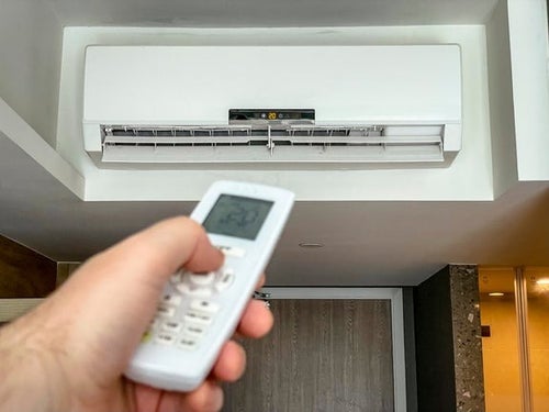 エアコンの電気代「これだけでそうとう下がるはず」猛暑需要にシャープ 