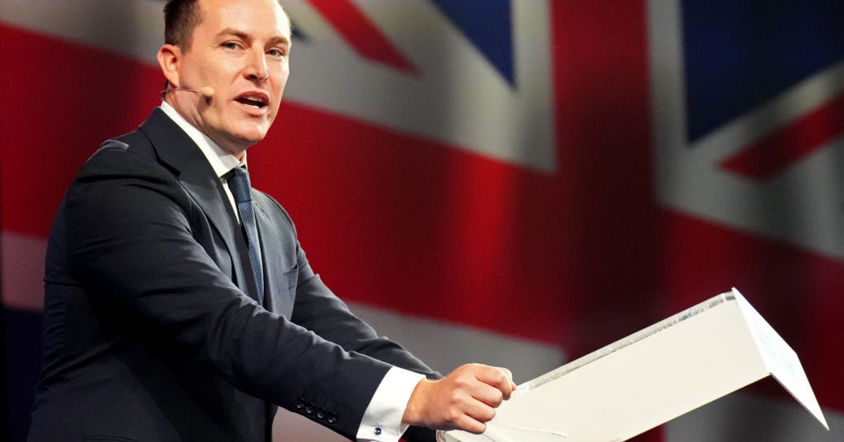 改革英国議員ジェームズ・マク・マードックは、コビッドローンの申し立てを辞任する