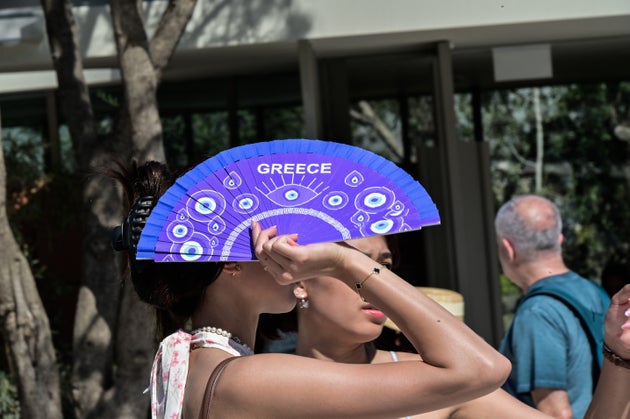 Στιγμιότυπο από το κέντρο της Αθήνας, Δευτέρα 7 Ιουλίου 2025. Υψηλές τιμές της θερμοκρασίας κατά τη διάρκεια της ημέρας, με τιμές που κυμάνθηκαν έως 41 βαθμούς Κελσίου. (ΜΙΧΑΛΗΣ ΠΑΠΑΝΙΚΟΛΑΟΥ/EUROKINISSI)