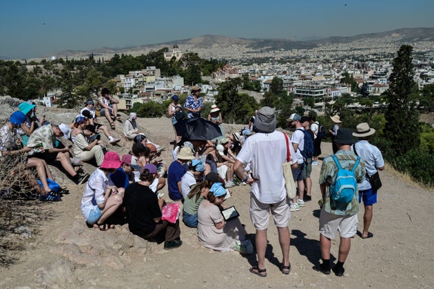 Στιγμιότυπο από το κέντρο της Αθήνας, Δευτέρα 7 Ιουλίου 2025. Υψηλές τιμές της θερμοκρασίας κατά τη διάρκεια της ημέρας, με τιμές που κυμάνθηκαν έως 41 βαθμούς Κελσίου. (ΜΙΧΑΛΗΣ ΠΑΠΑΝΙΚΟΛΑΟΥ/EUROKINISSI)