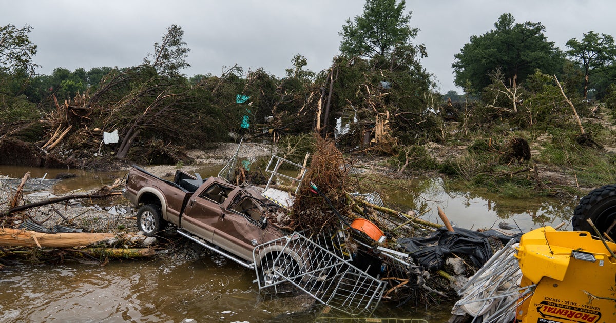 Don’t Fall For These 5 Disaster Relief Scams Don’t Fall For These 5 Disaster Relief Scams