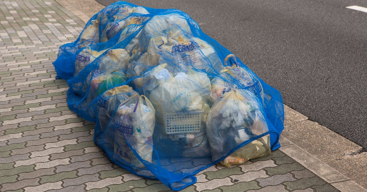 黒板の上にあったゴミ 黒板の上にあったゴミ 黒板の上にあったゴミ