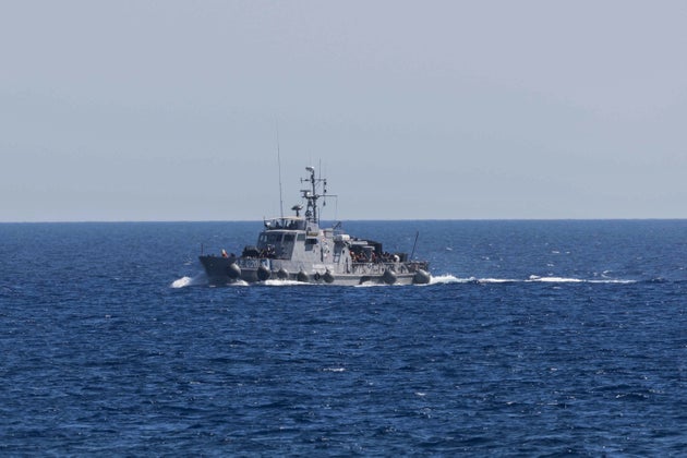 Στιγμιότυπο από το λιμάνι της Αγίας Γαλήνης Ρεθύμνου μετά την ολοκλήρωση της συντονισμένης επιχείρησης του Λιμενικού Σώματος για τη διάσωση των 430 μεταναστών που εντοπίστηκαν 25 ναυτικά μίλια νότια της Γαύδου, Κυριακή 6 Ιουλίου 2025