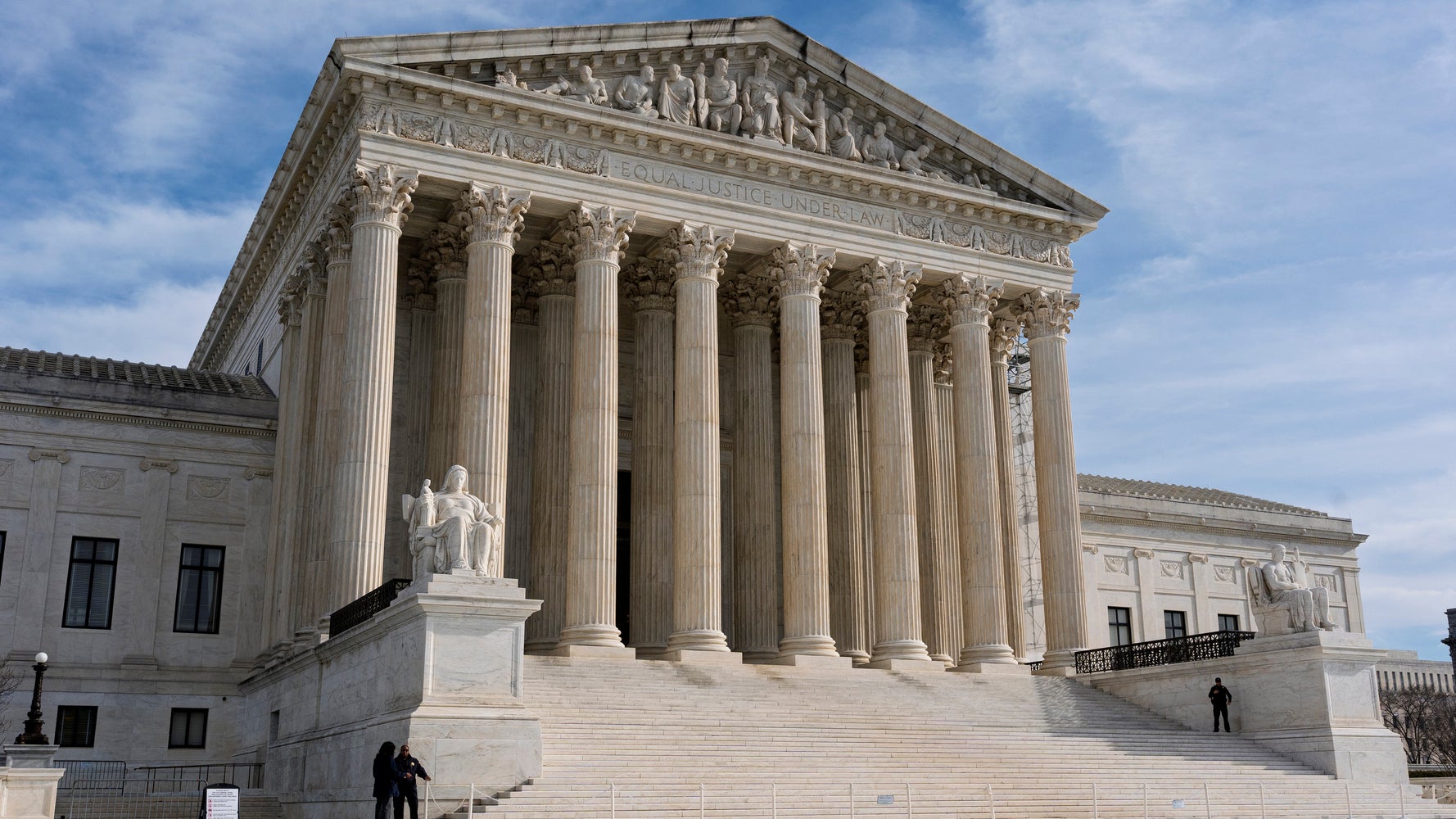 Supreme Court Lifts Ban on Trump Federal Layoffs