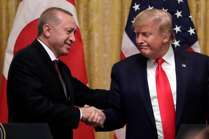 O presidente Donald Trump e o presidente turco Recep Tayyip Erdogan.