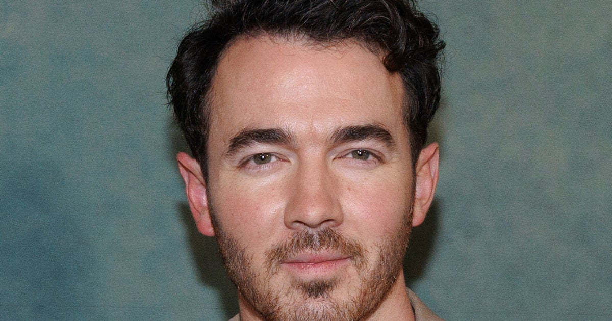 Kevin Jonas Opens Up About Losing 'Almost All' His Money After Jonas Brothers Split