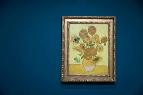 画像】ゴッホ×フェイラーの名画ハンカチが素敵すぎ！「ひまわり