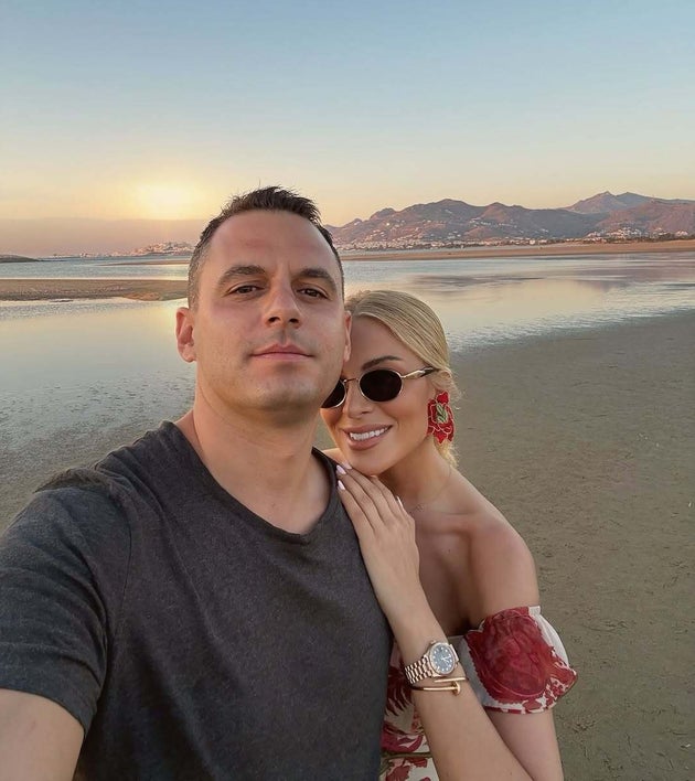 Ο Παναγιώτης Κουτσουμπής και η Κατερίνα Καινούργιου στη Νάξο.