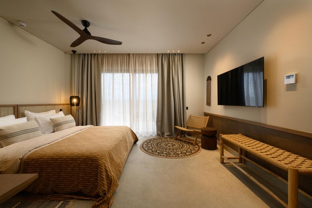Το νέο παραθαλάσσιο boutique resort Unda 5 αστέρων στη Ρόδα Κέρκυρας από τη Mayor.