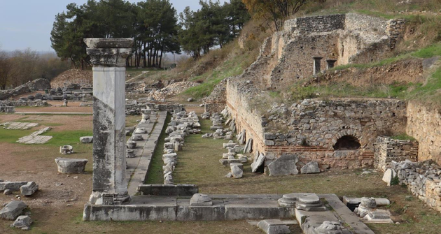 Άποψη του βόρειου τοίχου στο ύψος του εγκάρσιου κλίτους της Βασιλικής Α'